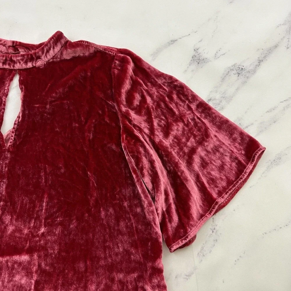 J Brand Velvet Key Hole Blouse Top Size S Red Flutter Sleeve High Neck - Picture 3 of 12